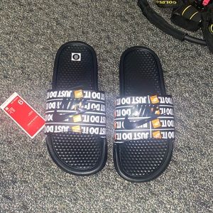 Men’s Nike Benassi Slide